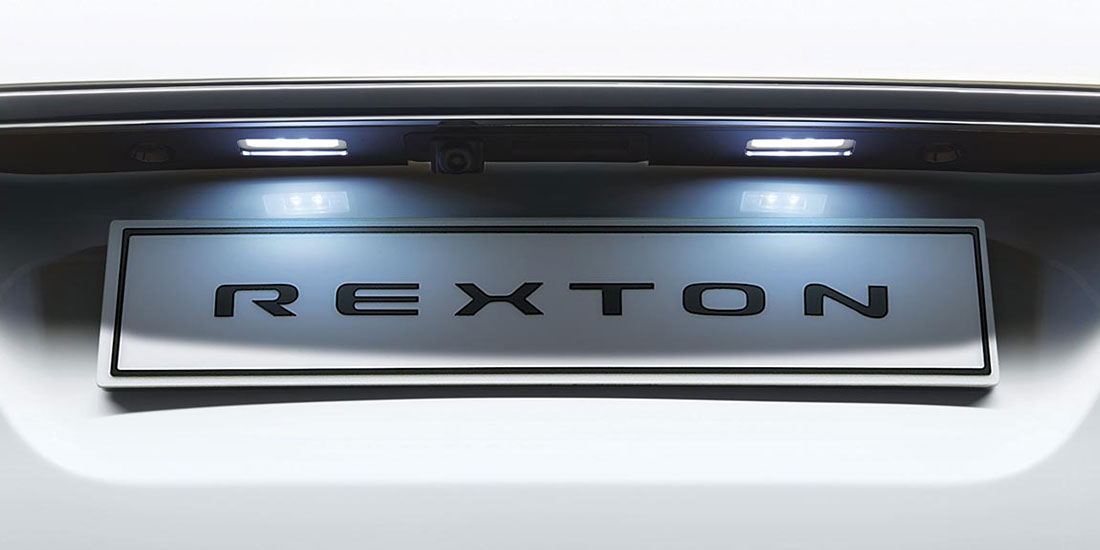 KGM Rexton Zadnja registrska tablica